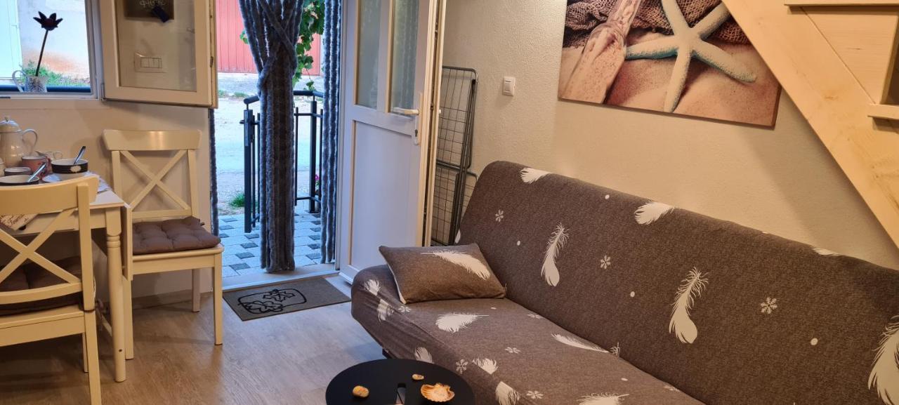 Studio Apartman Loreta Црес Экстерьер фото